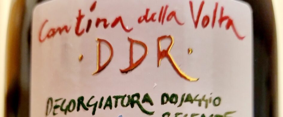 VINerdì IGP. Lambrusco di Sorbara DOC Metodo Classico DDR 2015,Cantina Della Volta